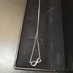 Kay Jewelers Infinity necklace