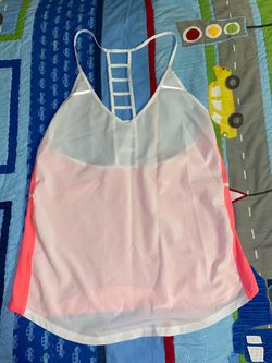 Women’s Lululemon Top Size 4