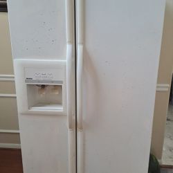Side By Side Refrigerator 