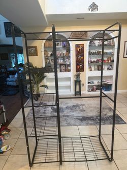 freestanding black metal garment/wardrobe rack