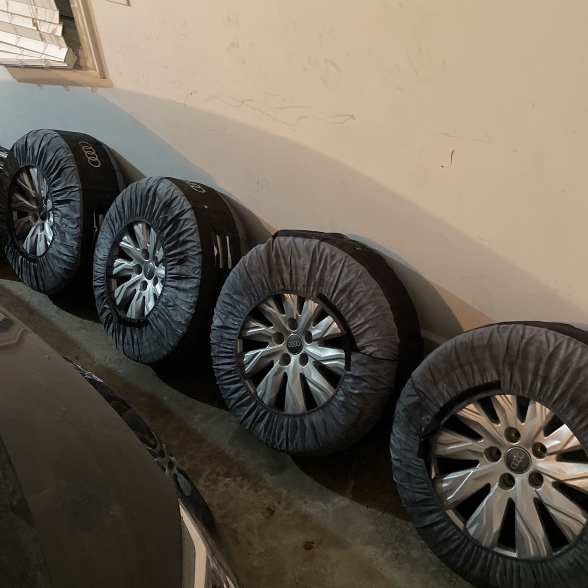 OEM Audi S4/S5 18” Winter Set (Wheel & Tire)
