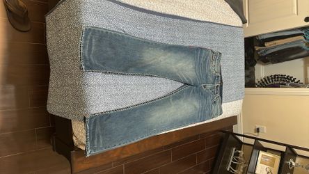True religion relaxed bootcut jeans 38x32
