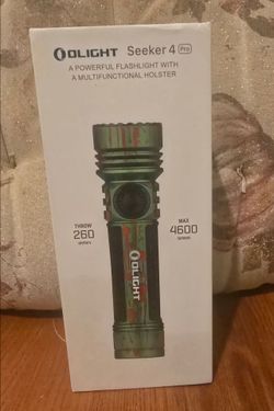 NEW RARE OLIGHT SEEKER 4 PRO ZOMBIE EDITION