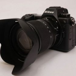 Nikon Z6III FX Mirrorless camera w/Z 24-70mm 