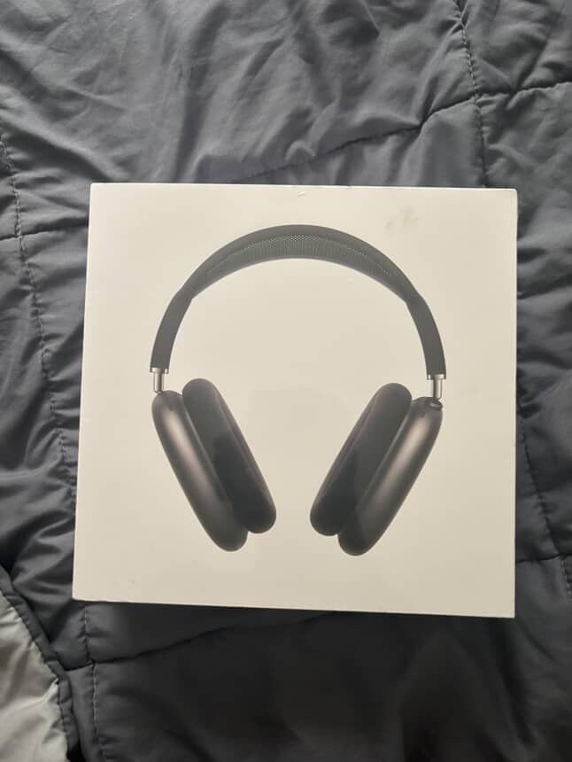 Black Airpod Max