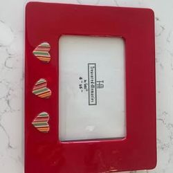Red Frame W Hearts 