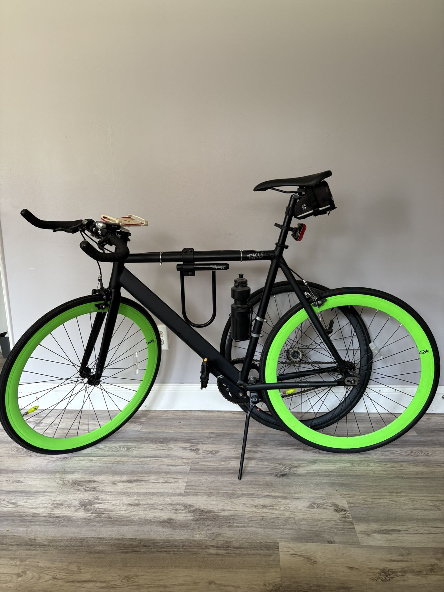 SKU Single Speed Performance Racing Bike