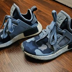 Women's Adidas Blue Camo Sneakers Shoes (Size 5)