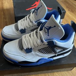 AIR JORDAN 4 RETRO