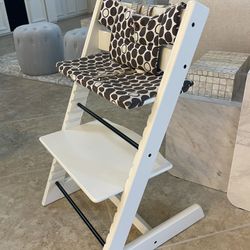 Stokke Tripp Trapp High Chair for Sale in Boca Raton, FL - OfferUp