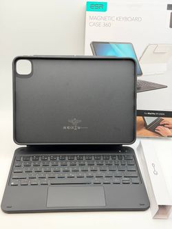 ESR Keyboard Case iPad Pro 11” M5/M4 2025/2024 Magic Stand Backlit Black