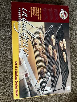Wilton Set of 3 Stacking Cooling Racks