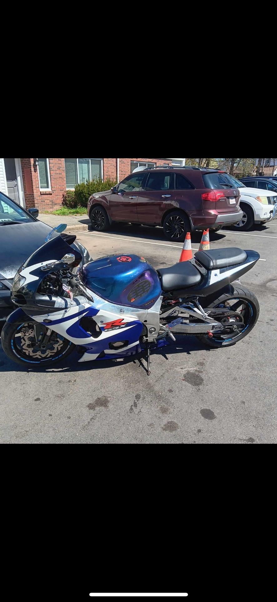Motora