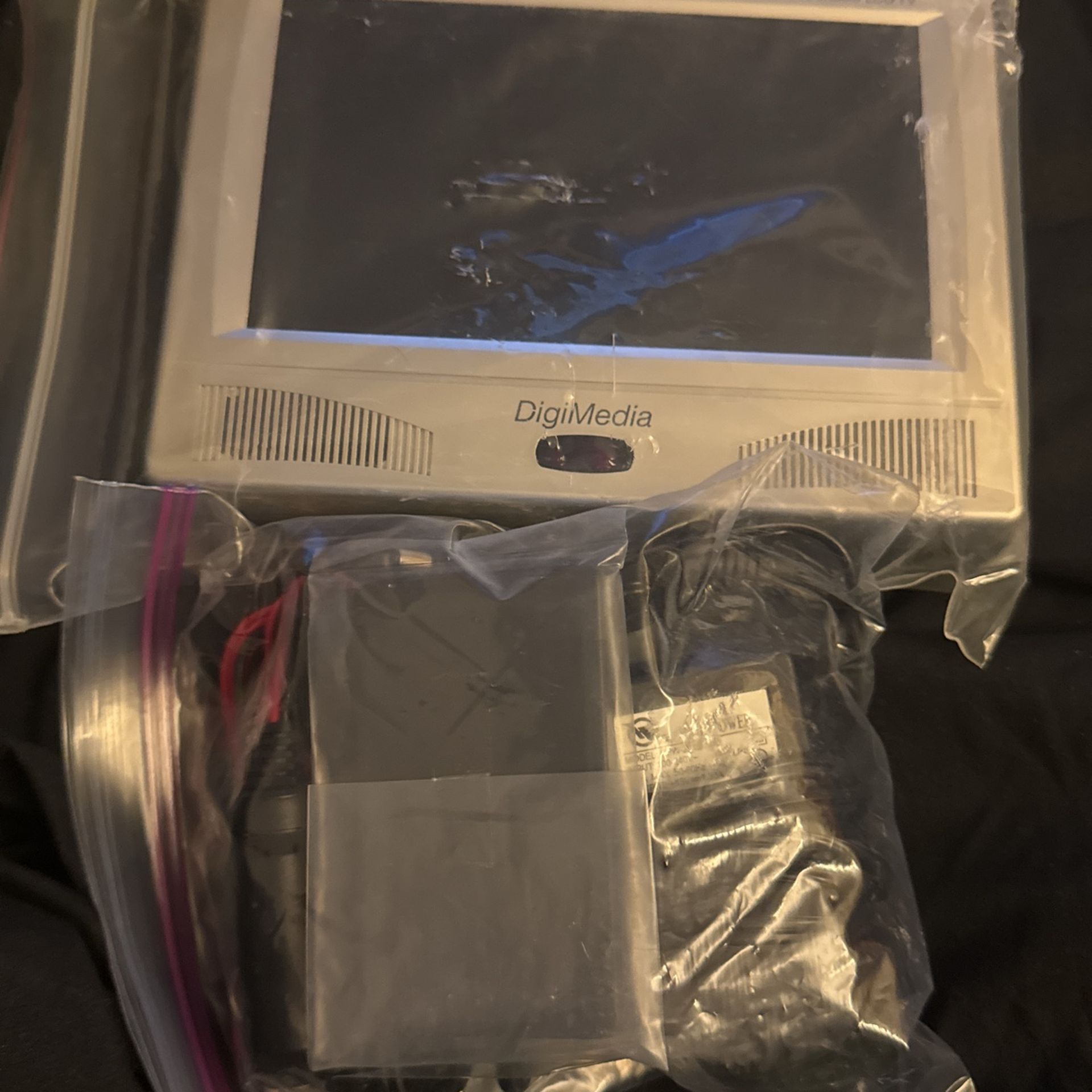 Portable Tv