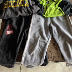 Lots Of Boy’s Clothes, From 2 T, 3 T-5,6 Years Old, I Hace Bug Bag, Just Come And Pick, 1$ Each