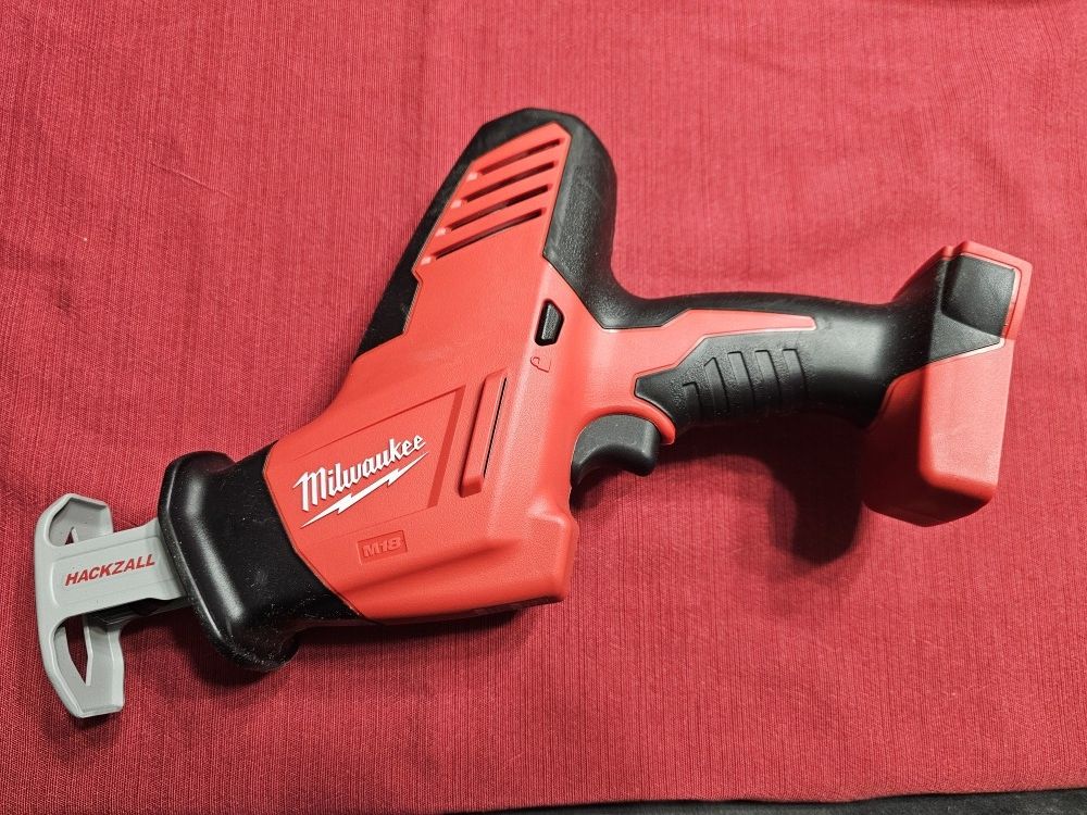 M18 HACKZALL Reciprocating Saw (2625-20)