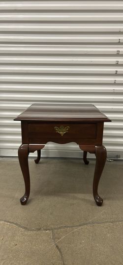 Broyhill table