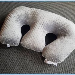Twin Z Pillow