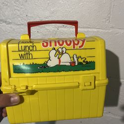 Vintage Snoopy Lunchbox