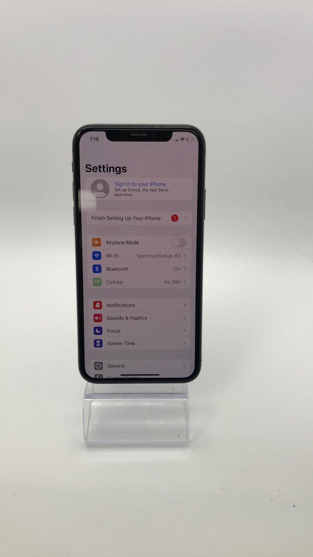 Great condition iPhone X 64 GB 100% battery life unlocked fully tested with certificate and warranty