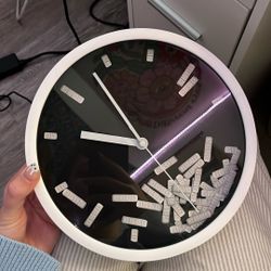 clock with a twist 