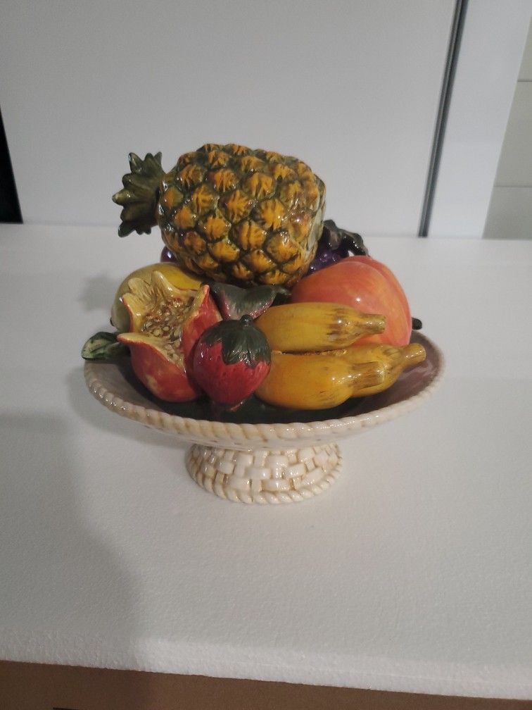 Vintage Ceramic Fruit Bowl Centerpiece Majolica