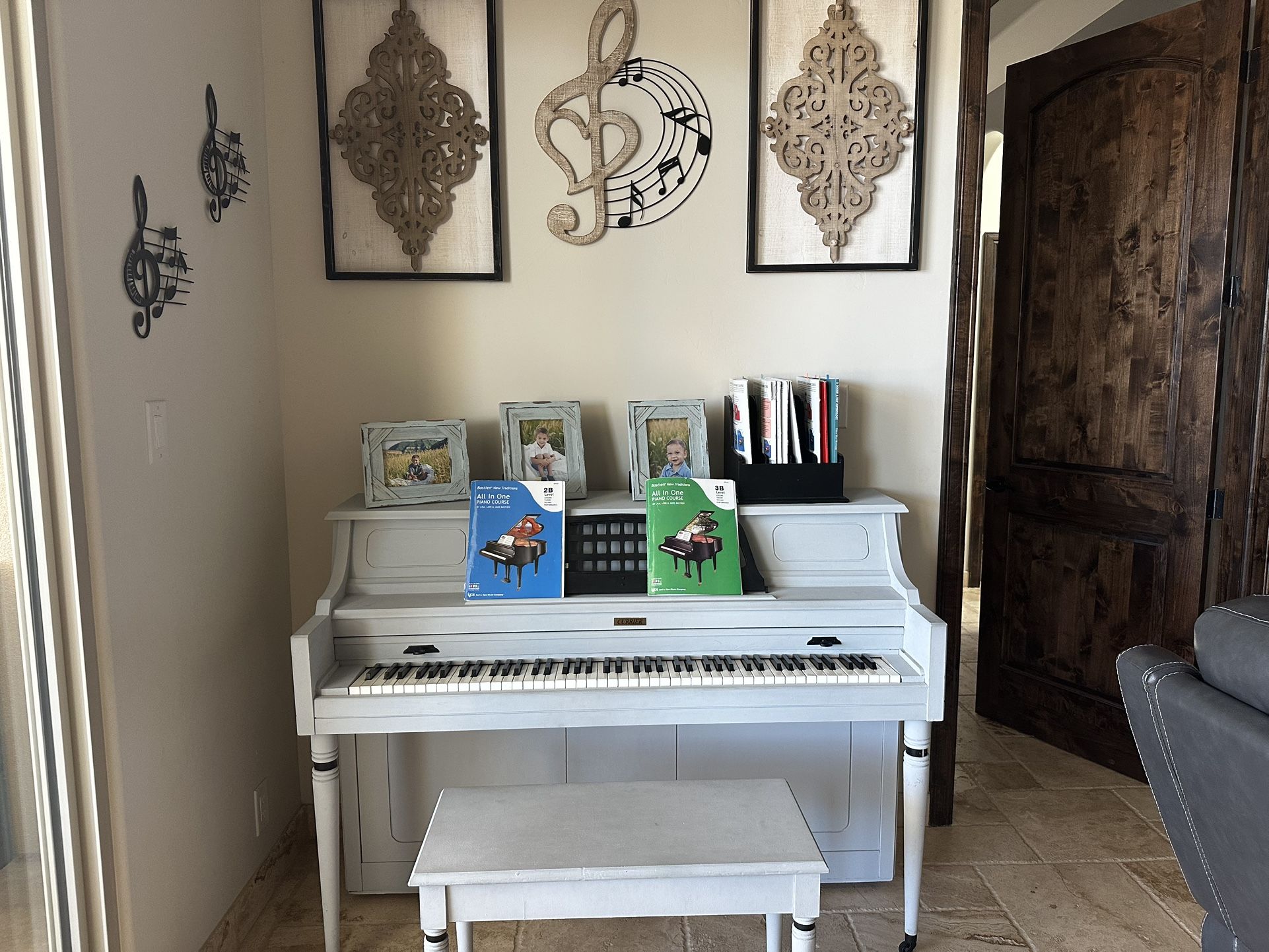 Currier Piano
