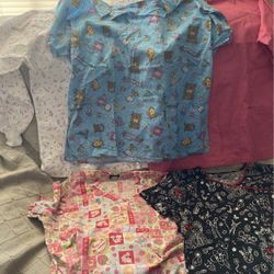 5 Medical Uniforms T Shirth : 2 L Size Long Sleaves 3 M Size Short Sleaves Each $ 20/1