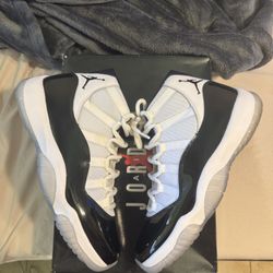 Air Jordan 11 Concord Size 9.5 2018