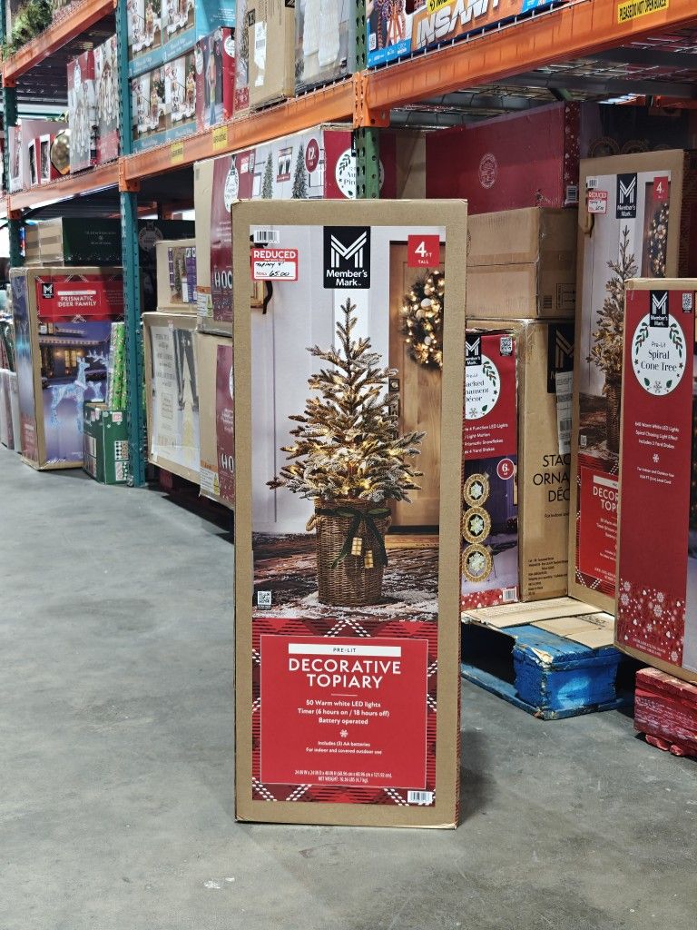 4ft Pre-Lit Decorative Christmas Topiary