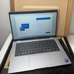 Laptop Dell Latitude 5450 Ultra 5 125u 16Gb 256Gb  14"