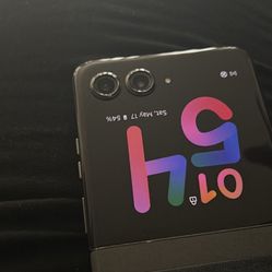 Motorola Razr 2024 