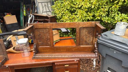 Free Wood shelf?