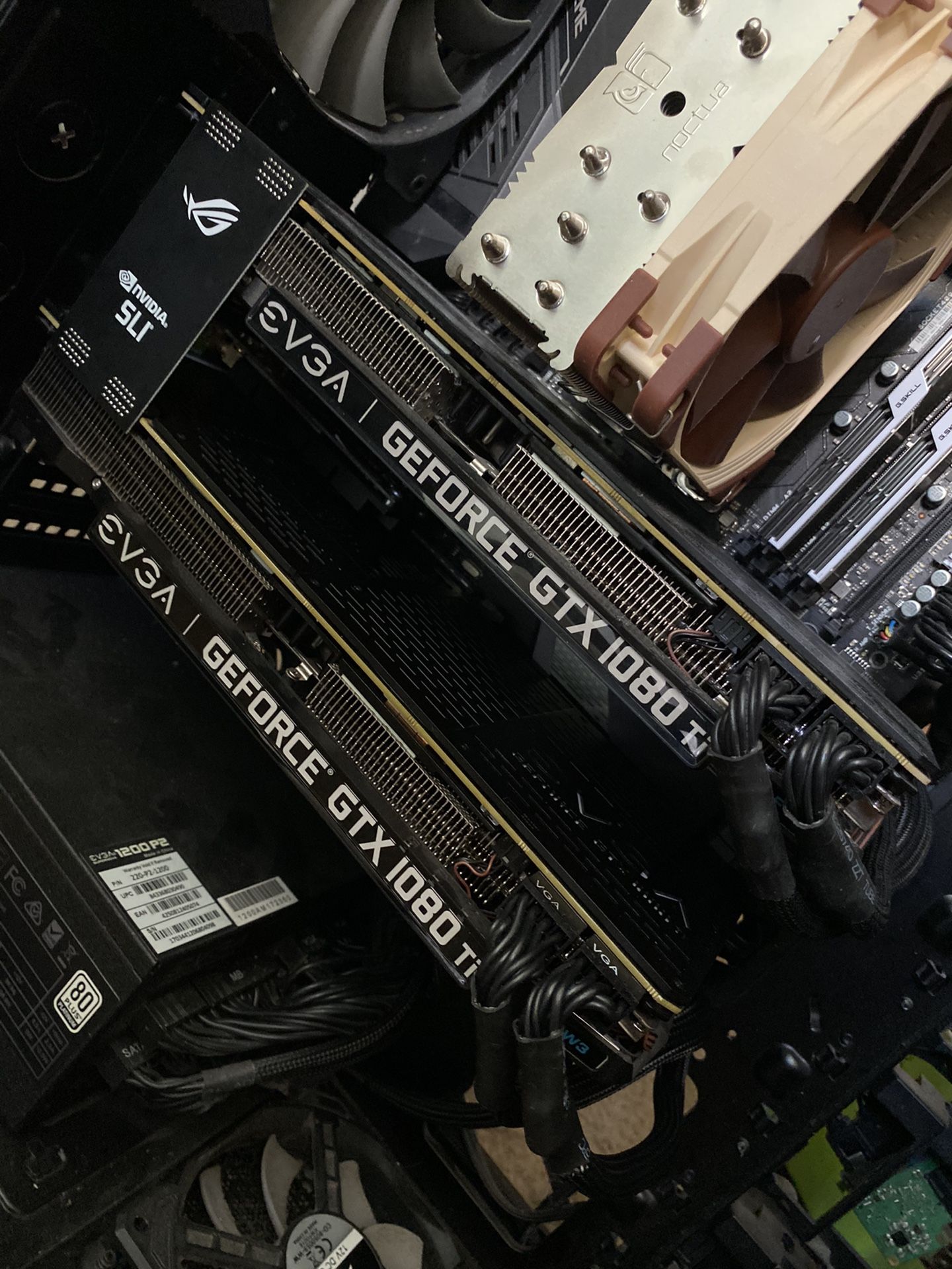 Nvidia EVGA 1080 Ti FTW3 (x2)