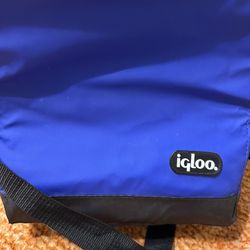 Igloo Dual Compartment Insulated Lunch Cooler Bag Blue Adjustable Shoulder Strap