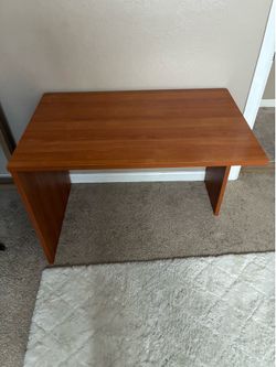 Large Modern Office Desk (very clean)