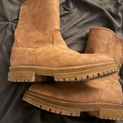 Roxy Boots- Worn Once Size 9.5