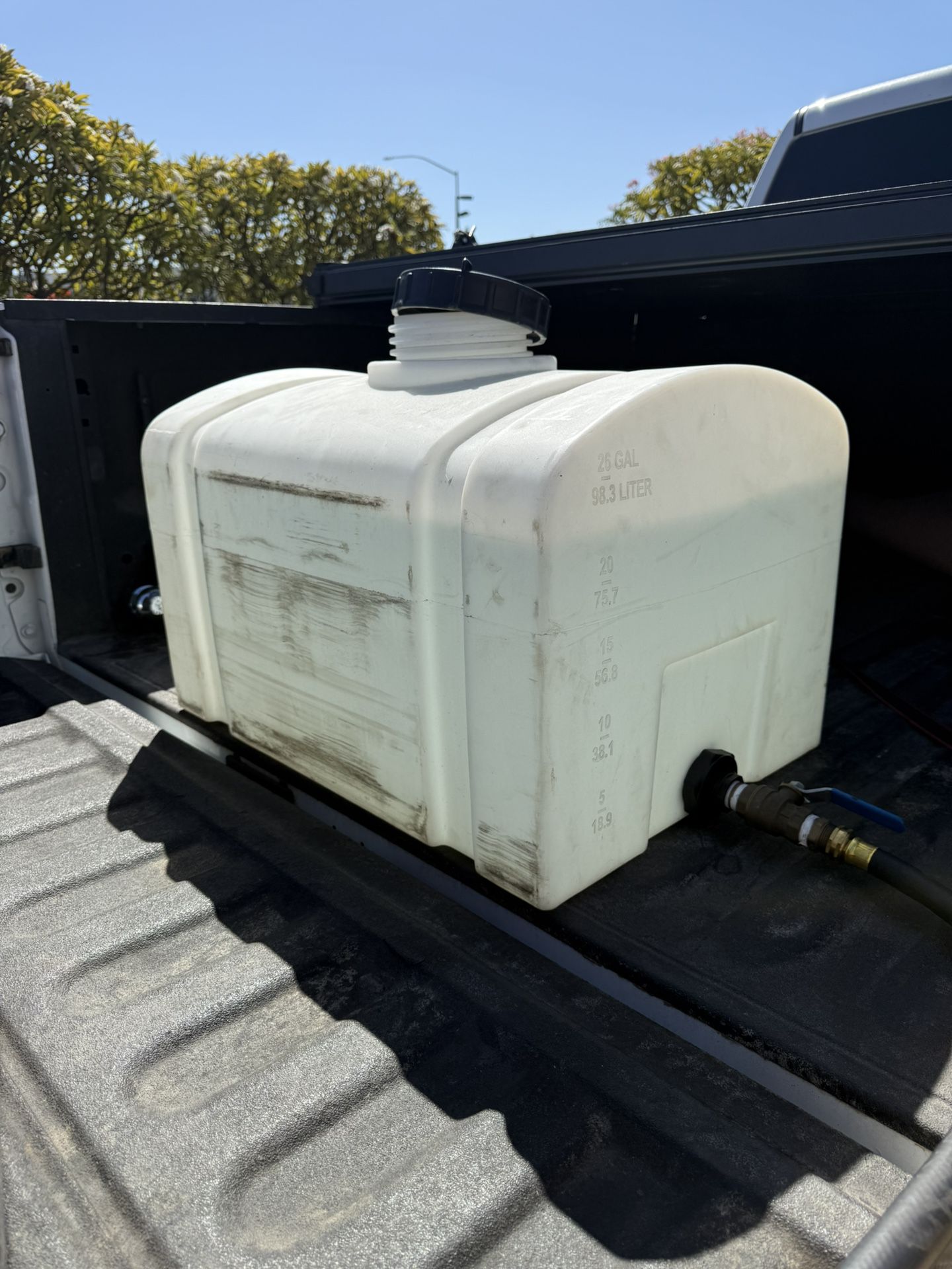 25 Gallon Water Tank