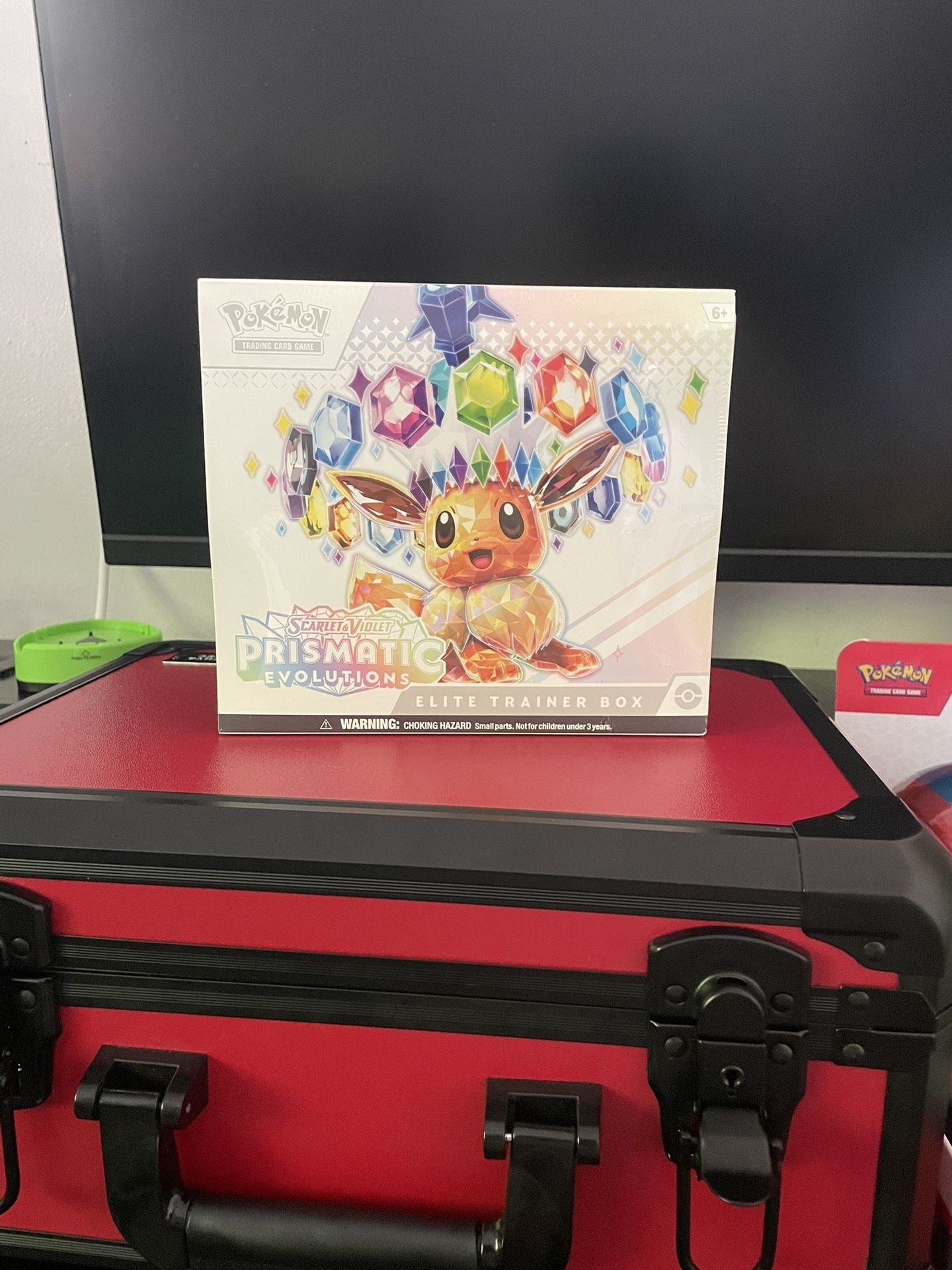 Prismatic Evolutions ETB - Sealed