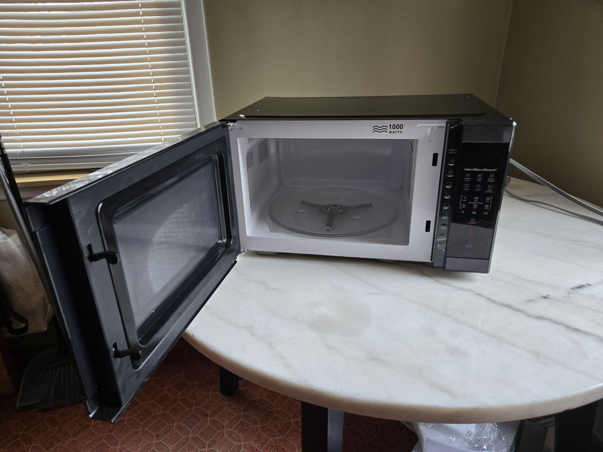 Hamilton Beach microwave/oven