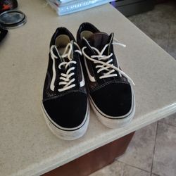 VANS Size 9