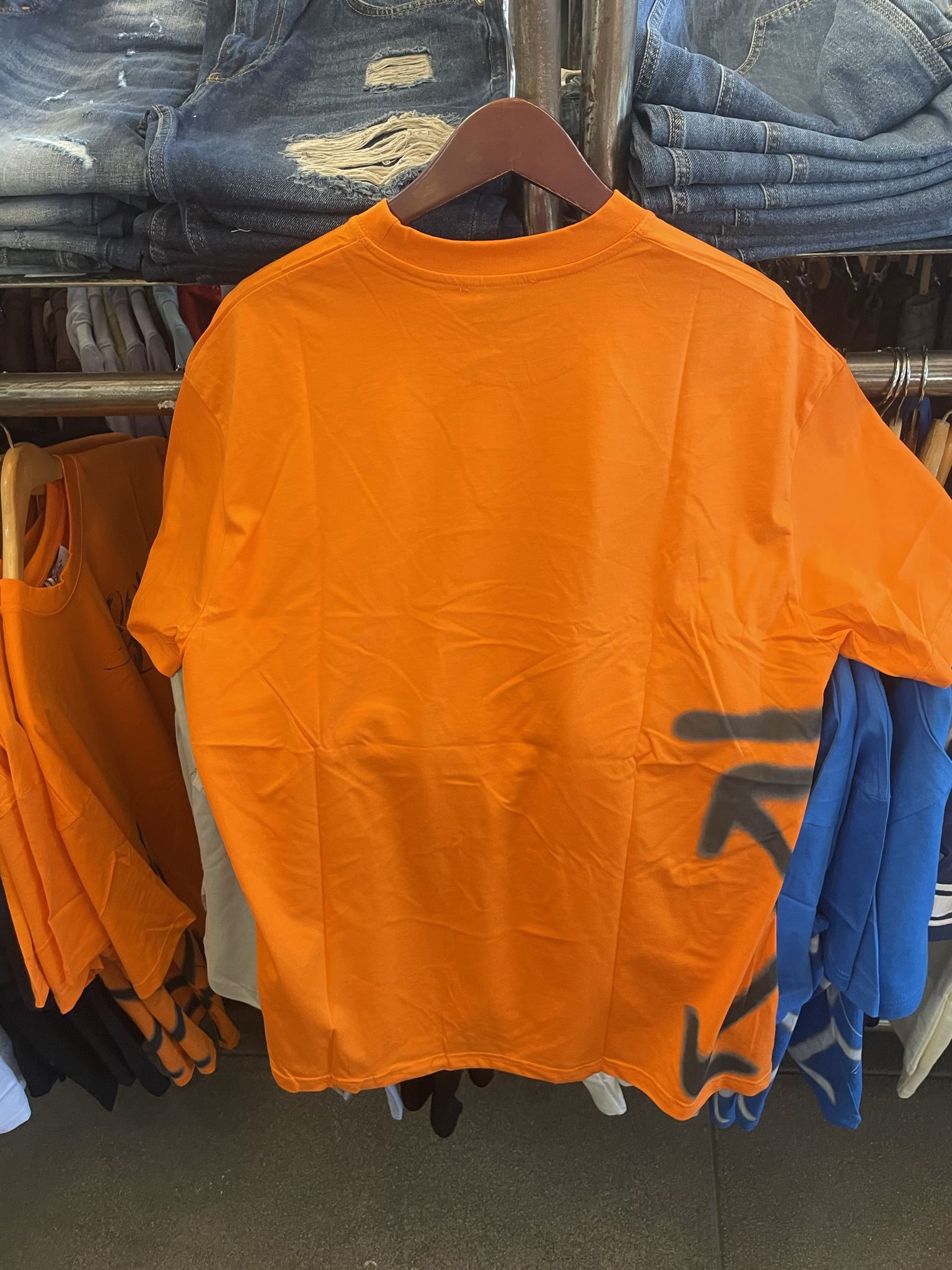 Off White Men's T shirt