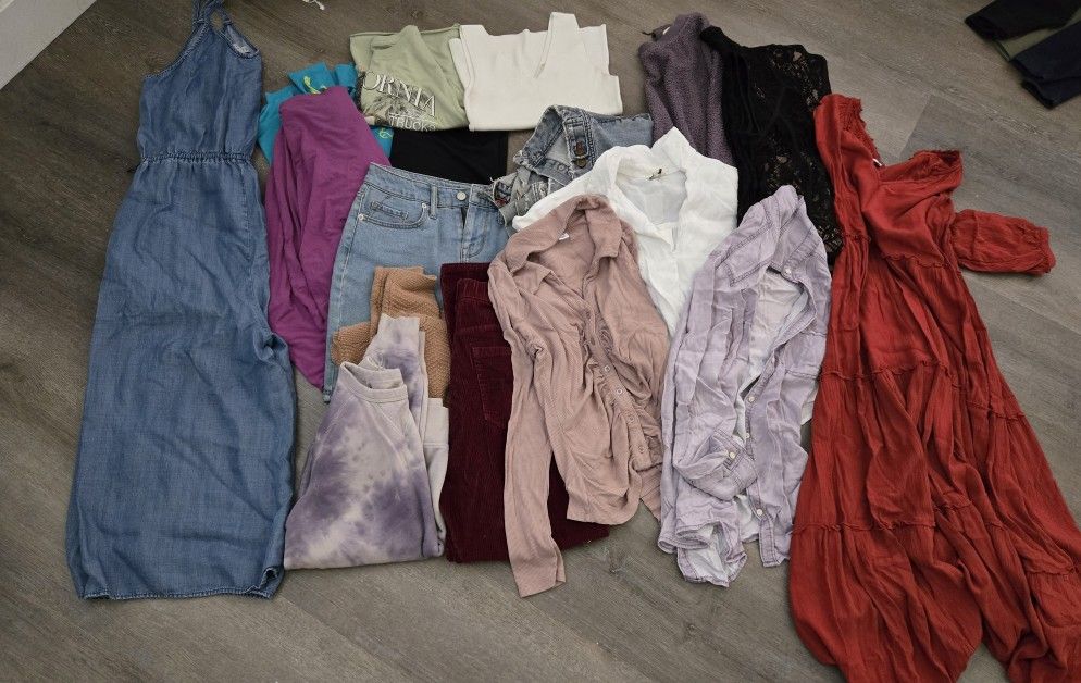 Lot of Women's Clothes