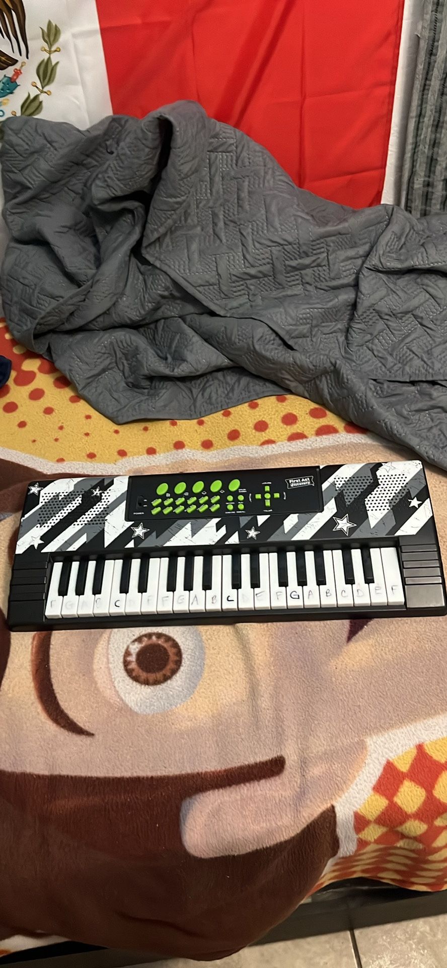 Keyboard Piano