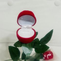 Elegant Red Rose Ring Box