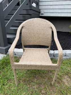 Outdoor Wicker Patio Arm Chair