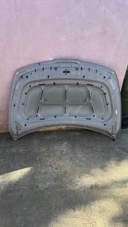 23 to 24 Kia sportage hood