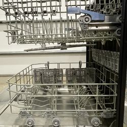 Bosch 24” Stainless Top Control Dishwasher 