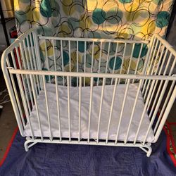 Foldable Mini Crib $50 Cuna Chica 
