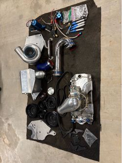 Supercharger marine Pro charger M-3sc bbc kit with blow through 1050 carb intake manifold full fuel system electric pump and regulator Extra pullys an